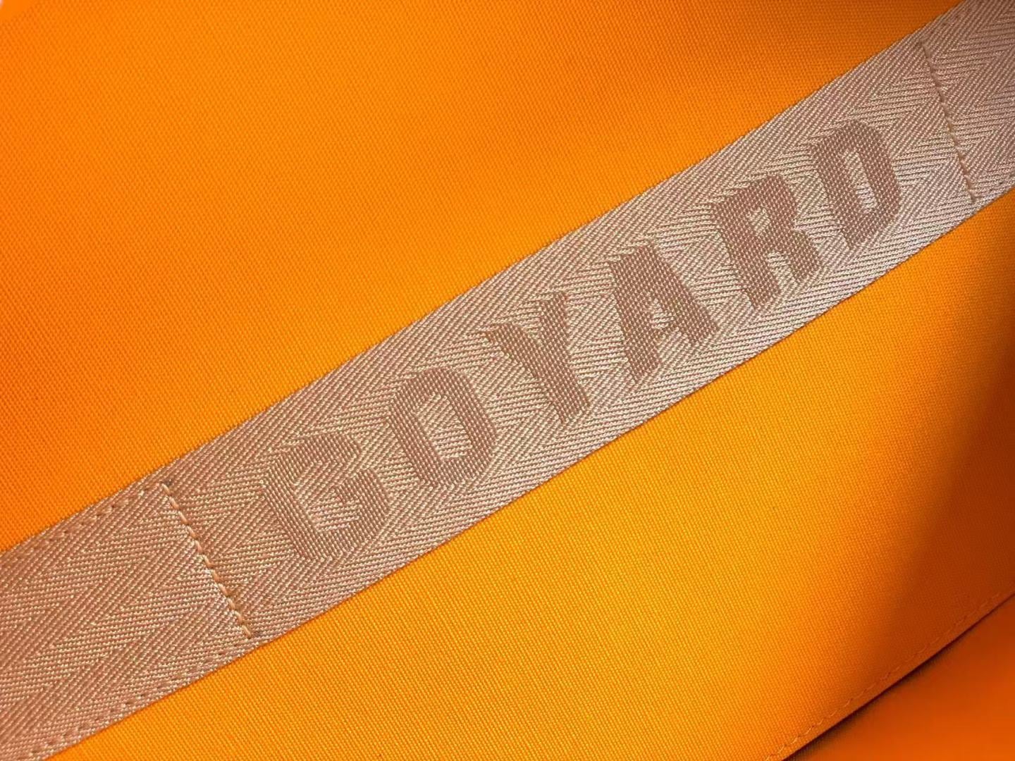 Boston 45 - хаки Goyard GY-89032627.A21