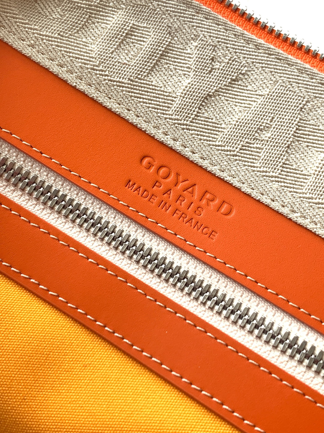 Croisière 50 - оранжевый Goyard 2307.A9