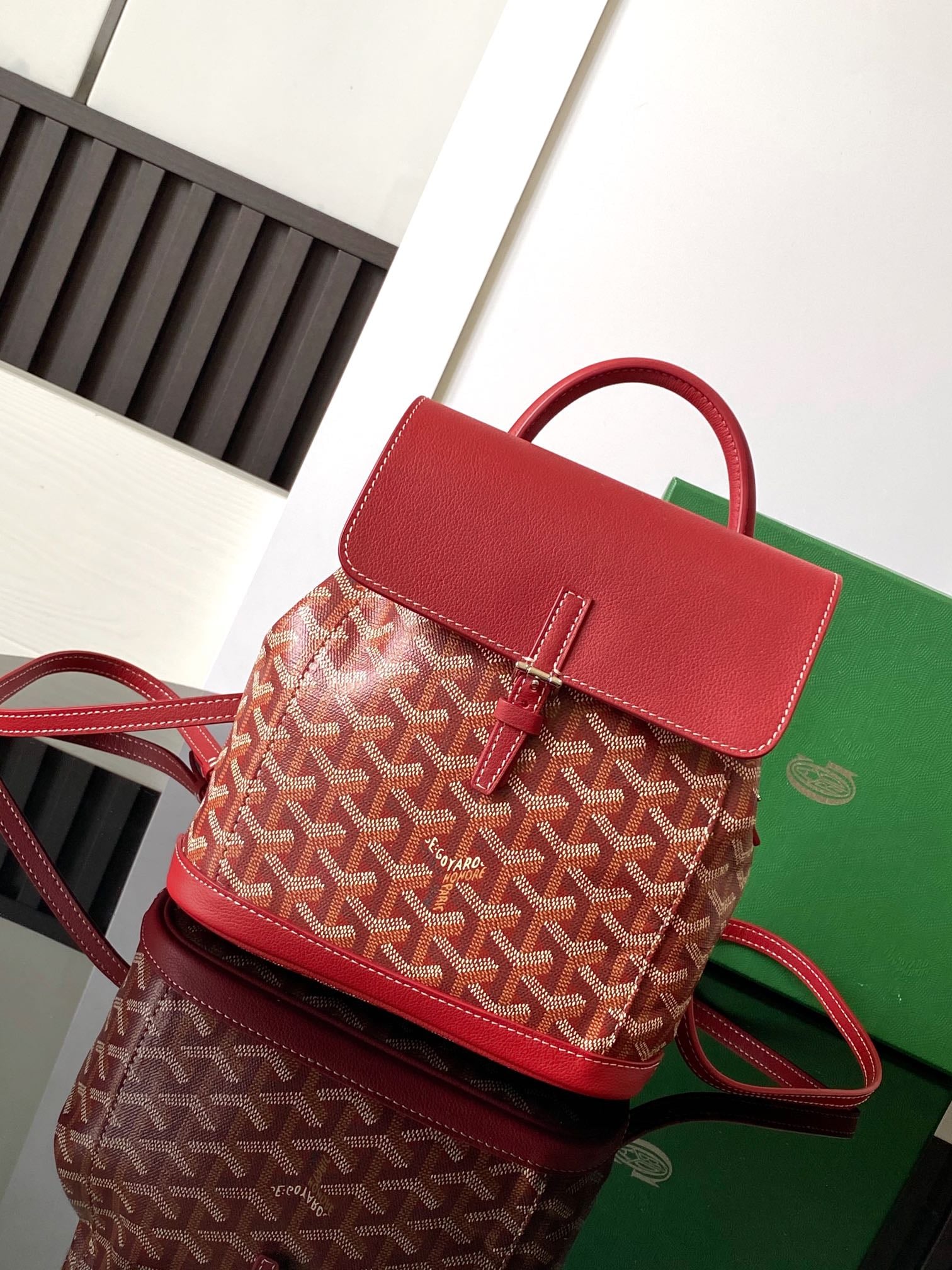 Alpin Mini - красный Goyard MAE020195.A12
