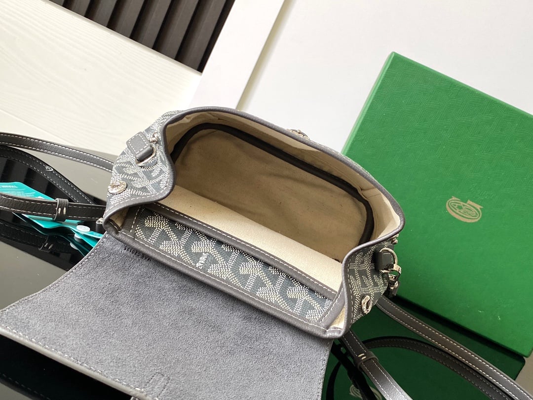 Alpin Mini - серый Goyard MAE020195.A13
