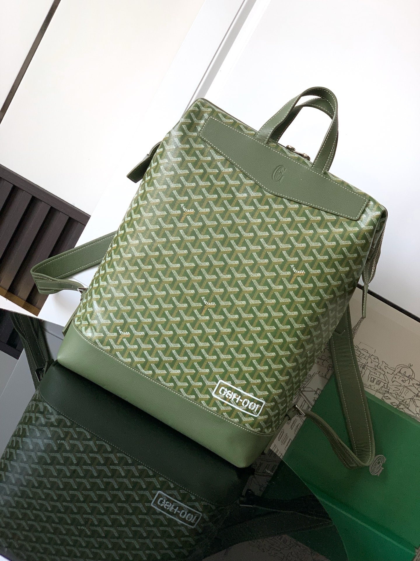Cisalpin - хаки Goyard 020153.A6