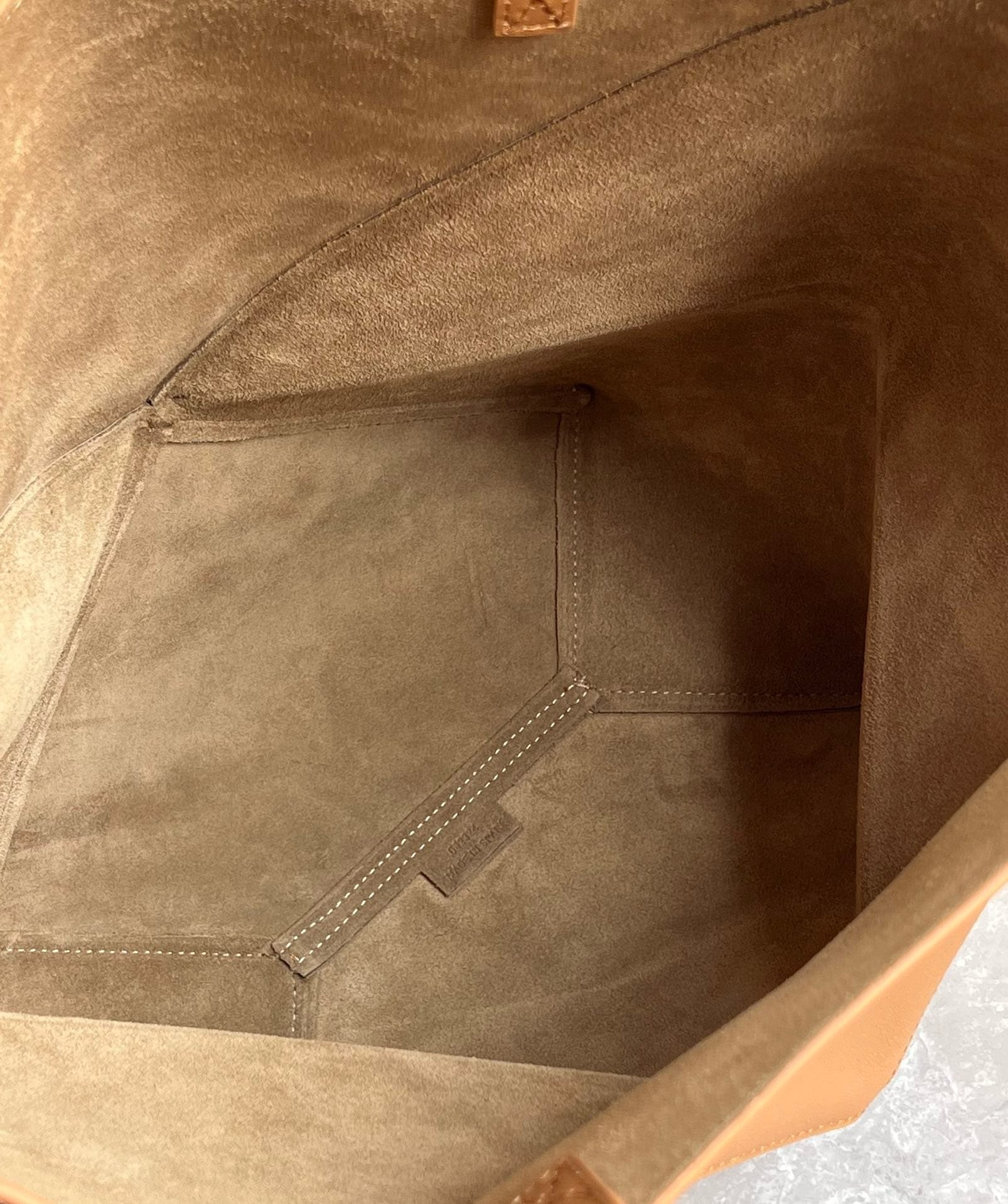 PuzzleFold Tote 31cm Loewe 5