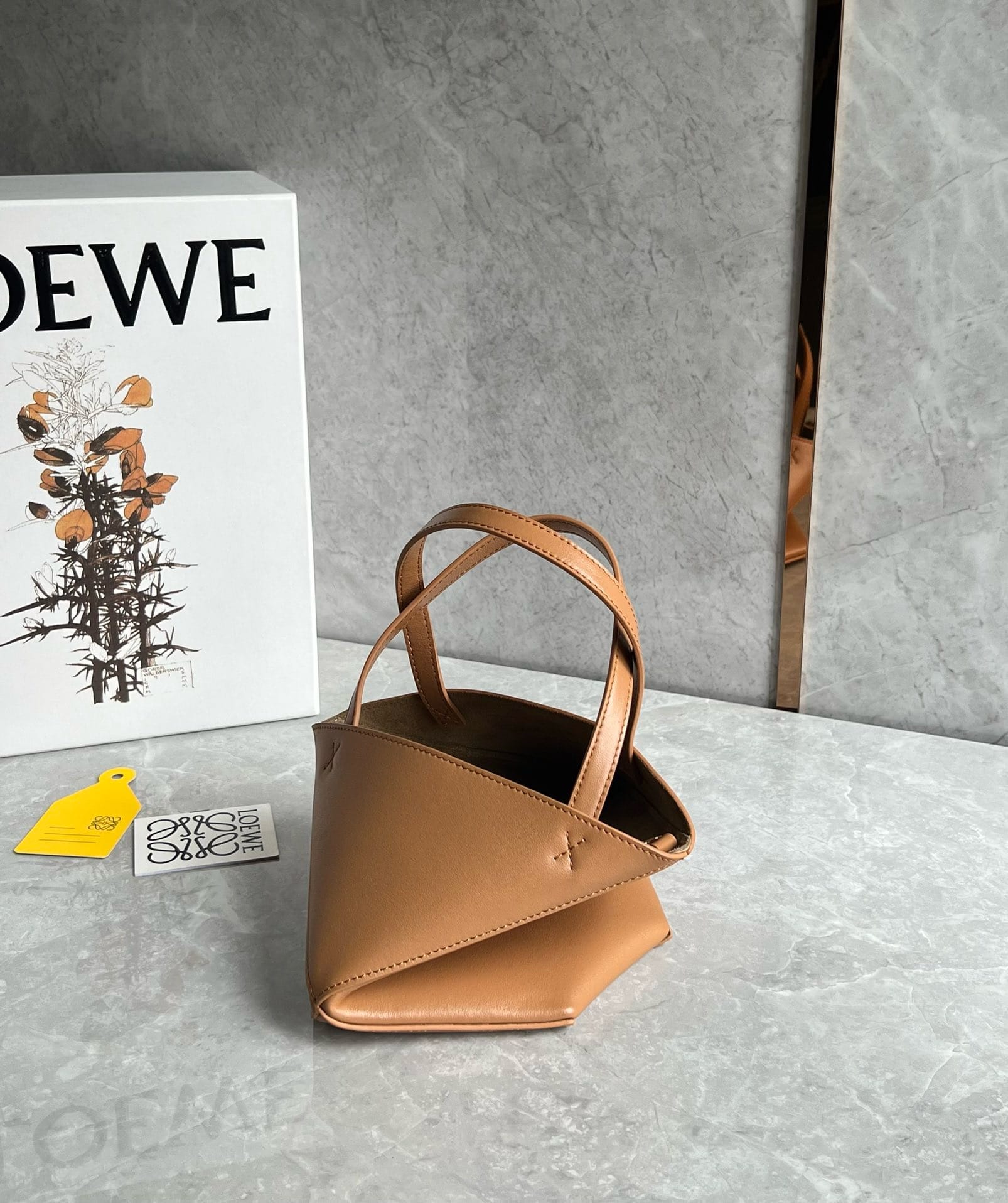 PuzzleFold Tote 20cm Loewe 3