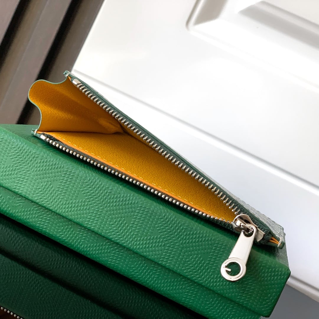 Bourbon Card Holder - зеленый Goyard 3321.A9