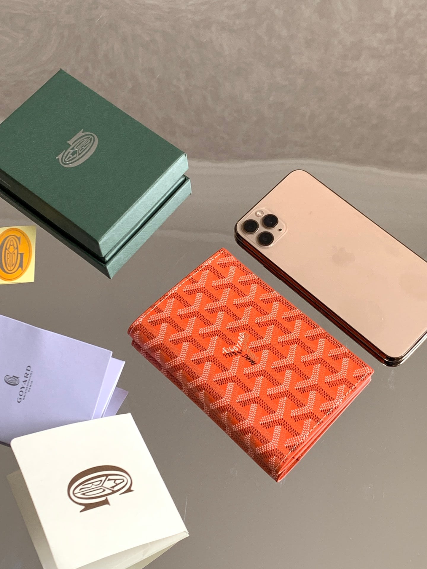 Grenelle Passport Holder - оранжевый Goyard 7706.A13
