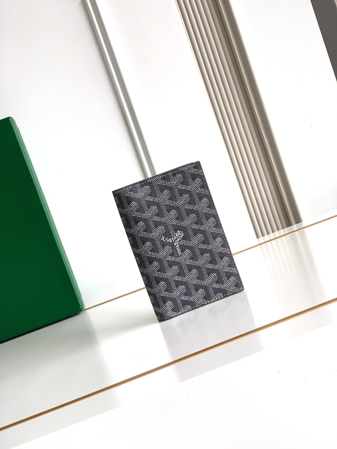 Grenelle Passport Holder - серый Goyard 3306.A4