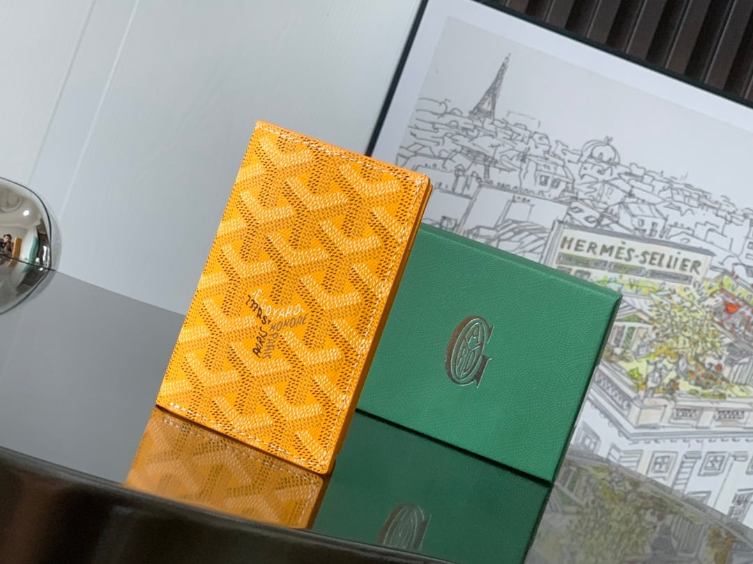Saint-Pierre Card Holder - желтый Goyard 3302.A7