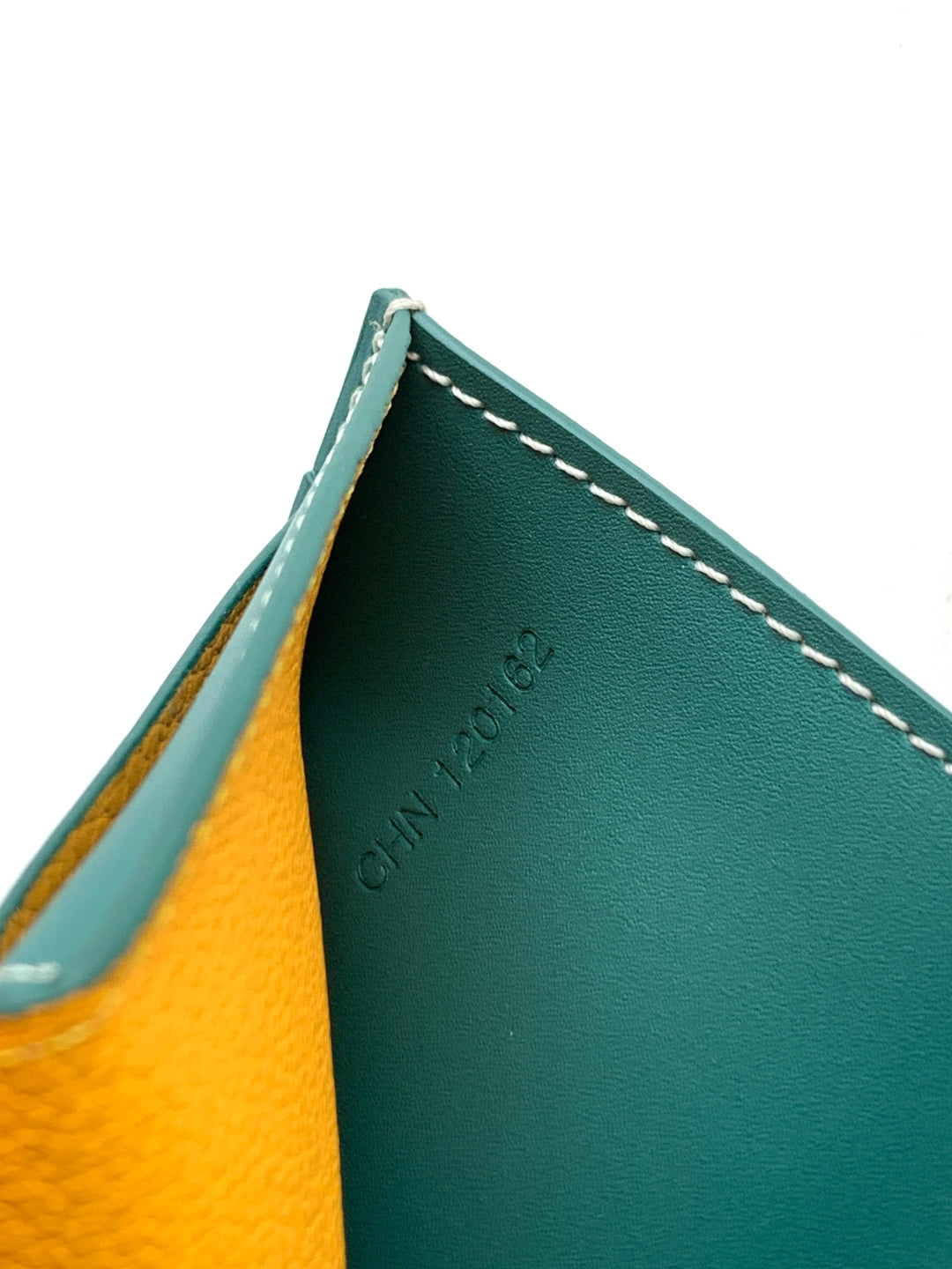 Saint-Pierre Card Holder - зеленый Goyard 3302.A9