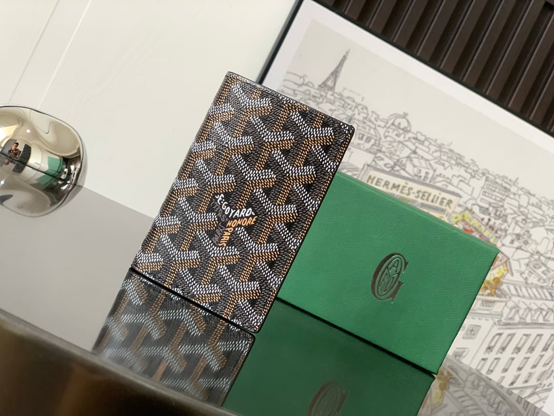 Saint-Pierre Card Holder - черный Goyard 3302.A18