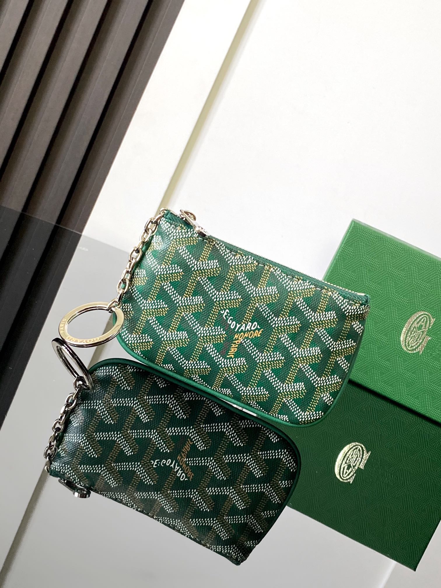 Sénat Nano - зеленый Goyard 3317.A7