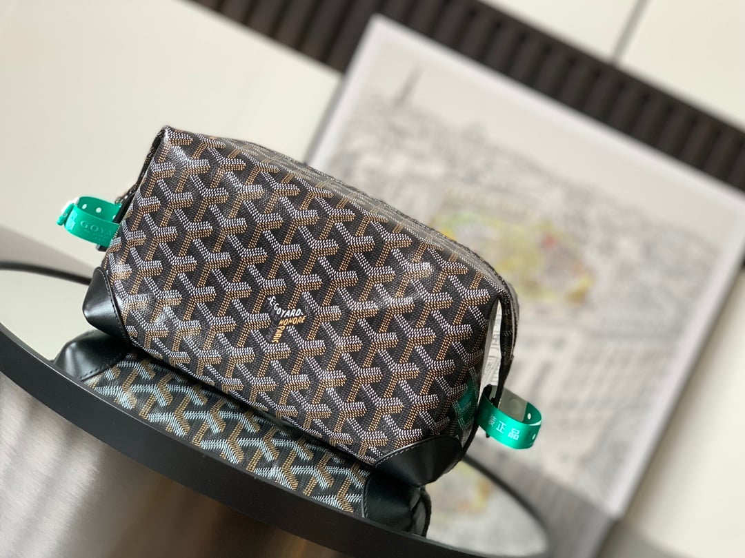 Boeing - черный Goyard MAE020216.A11
