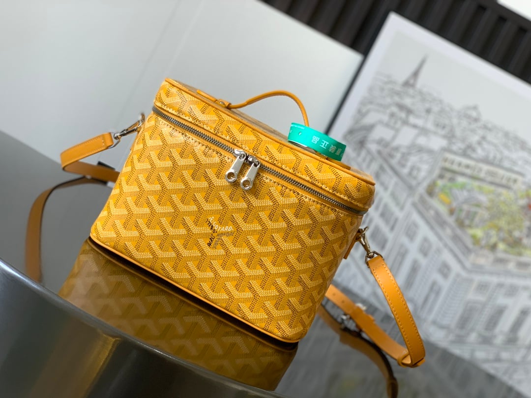 Cosmetic Case - желтый Goyard 8037.A5