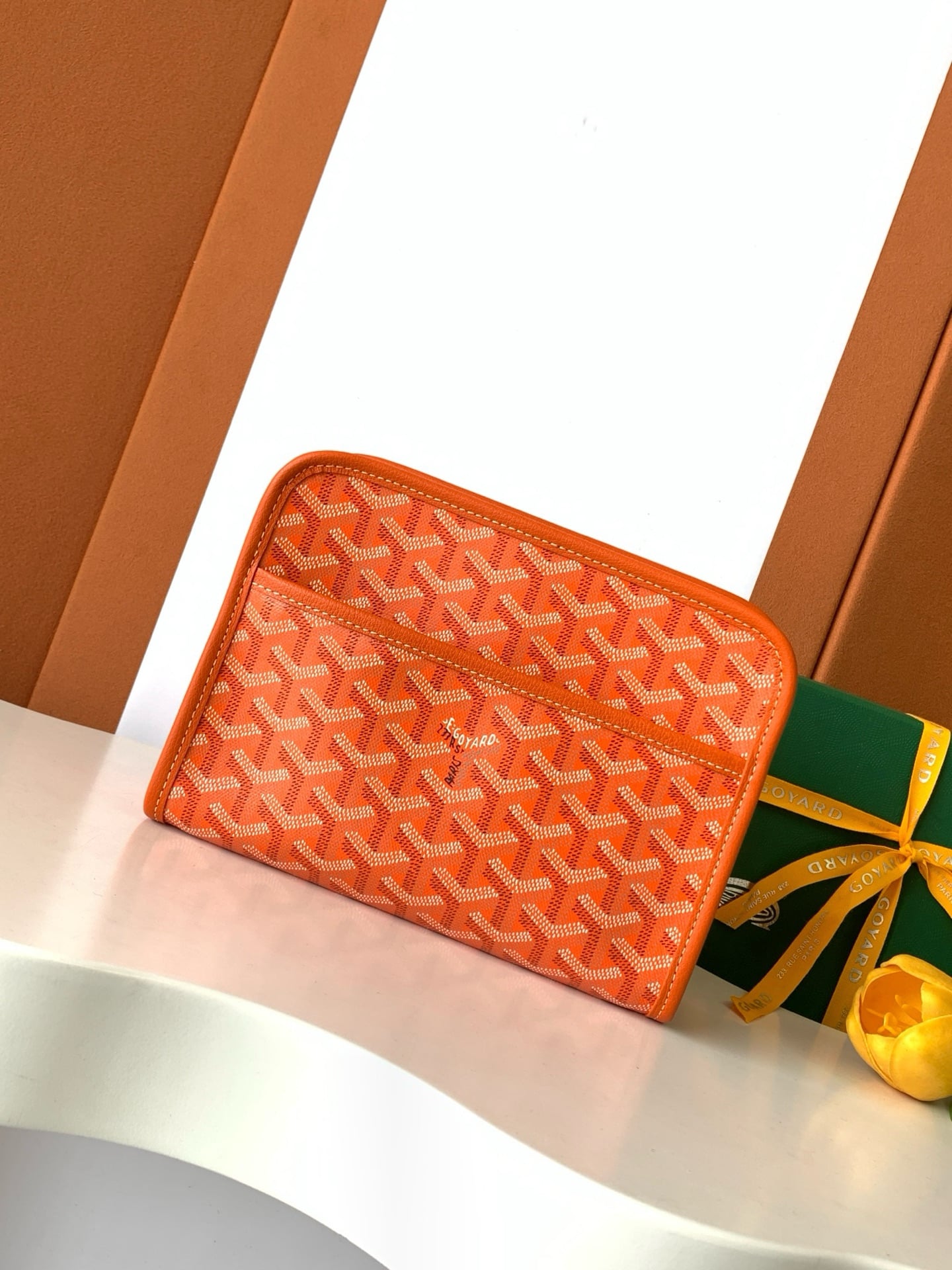 Jouvence - оранжевый Goyard 020800.A9