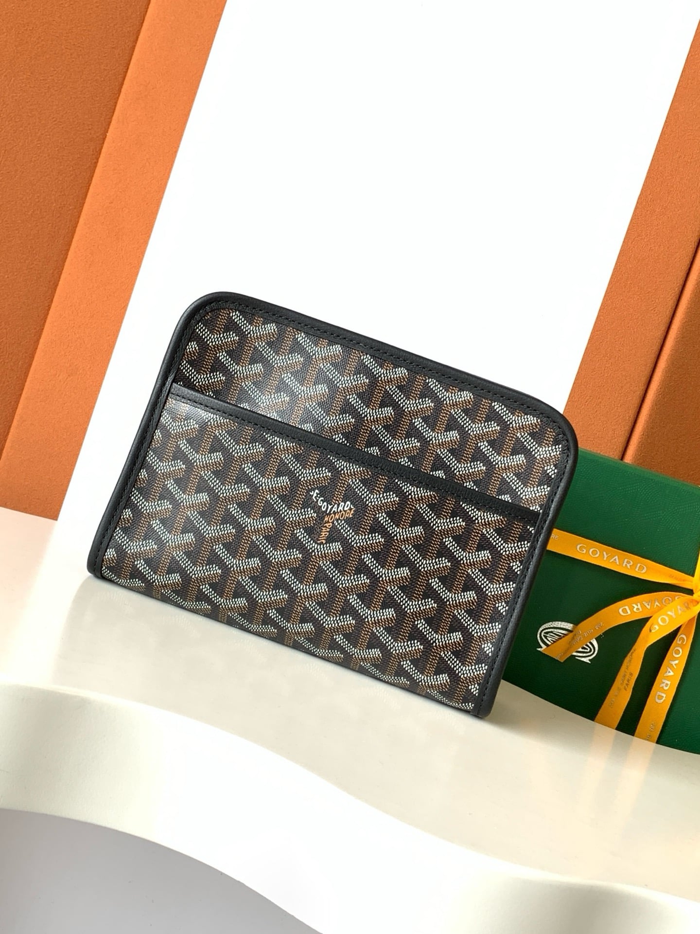 Jouvence - черный Goyard 020800.A12