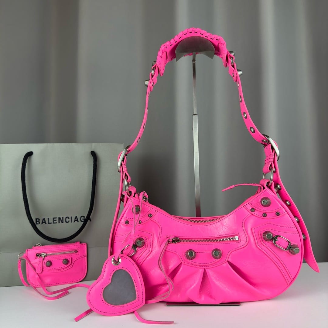 Le Cagole Balenciaga 1