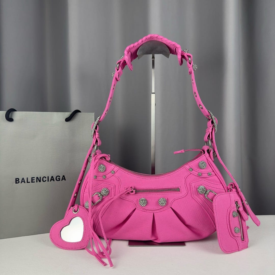 Le Cagole Balenciaga 7