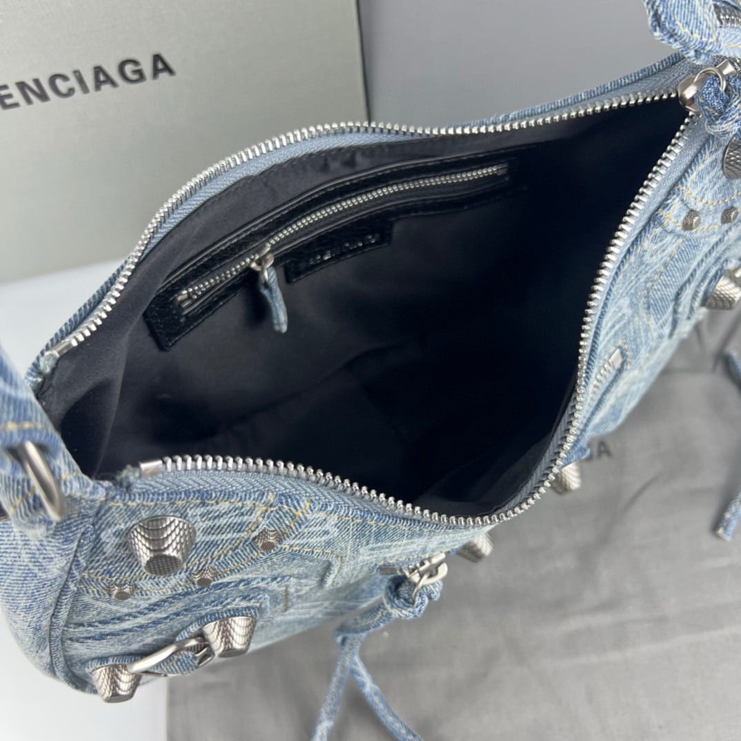 Le Cagole Balenciaga 6