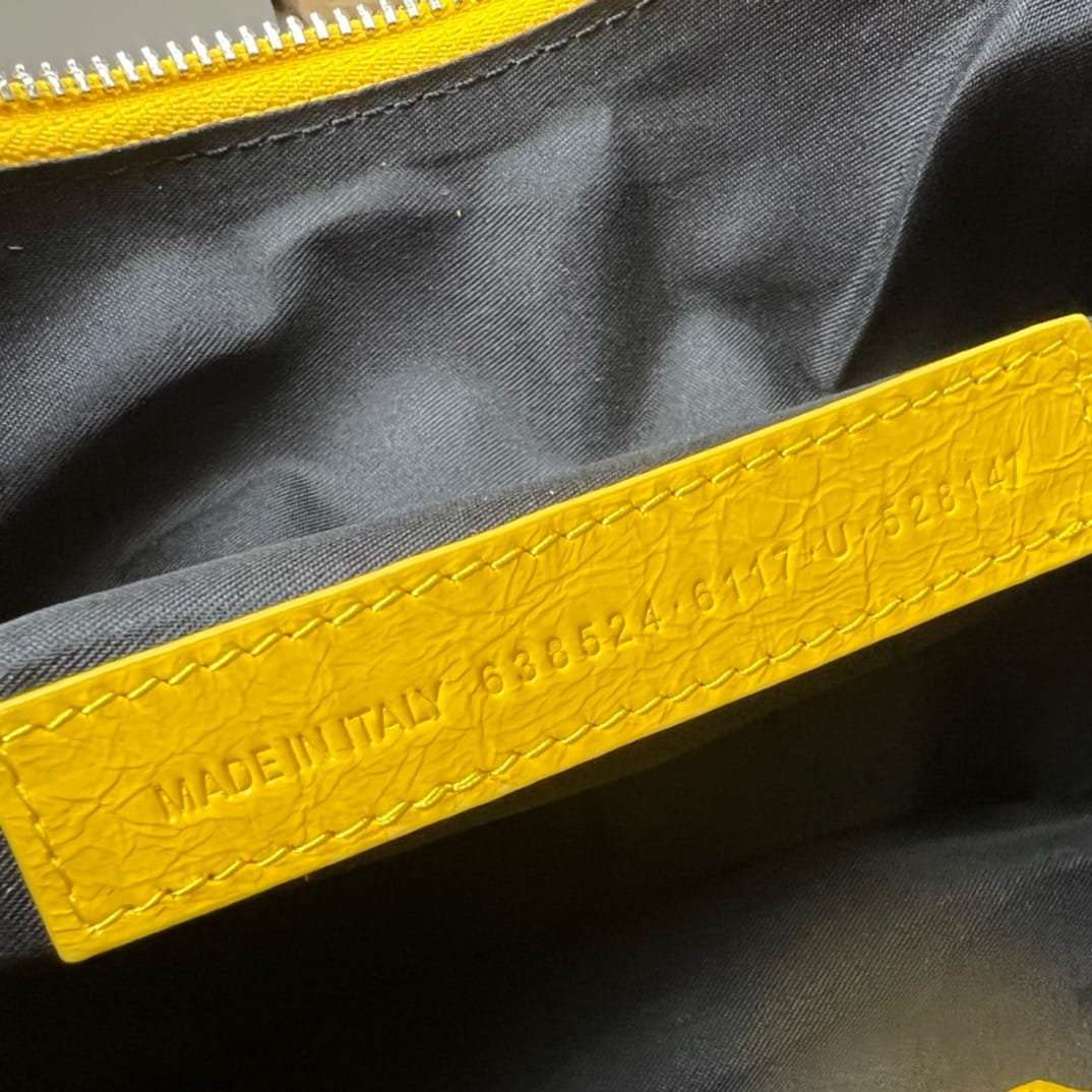 Le Cagole Balenciaga 18