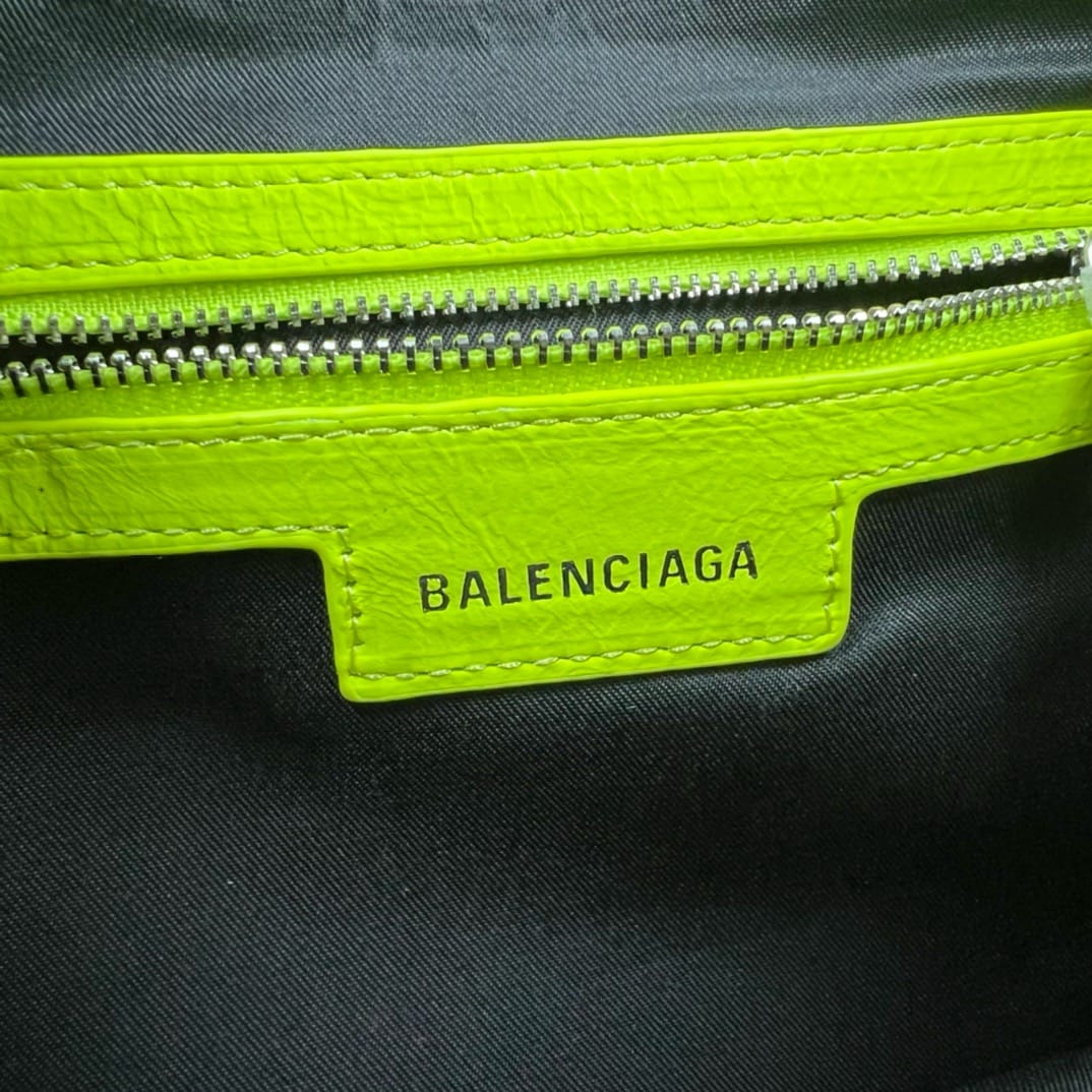 Le Cagole Balenciaga 23