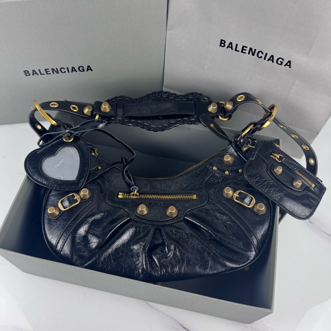 Le Cagole Balenciaga 29