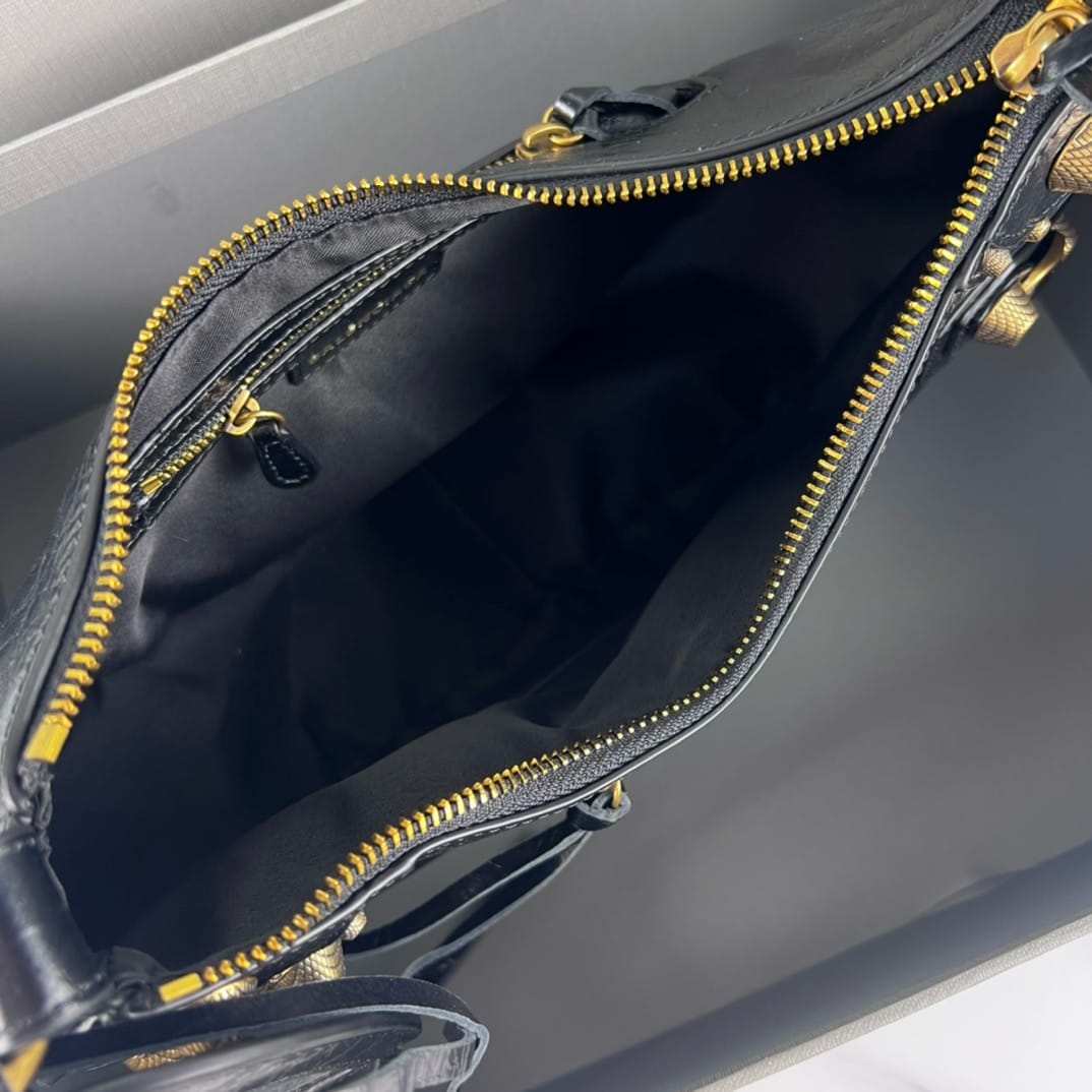 Le Cagole Balenciaga 29