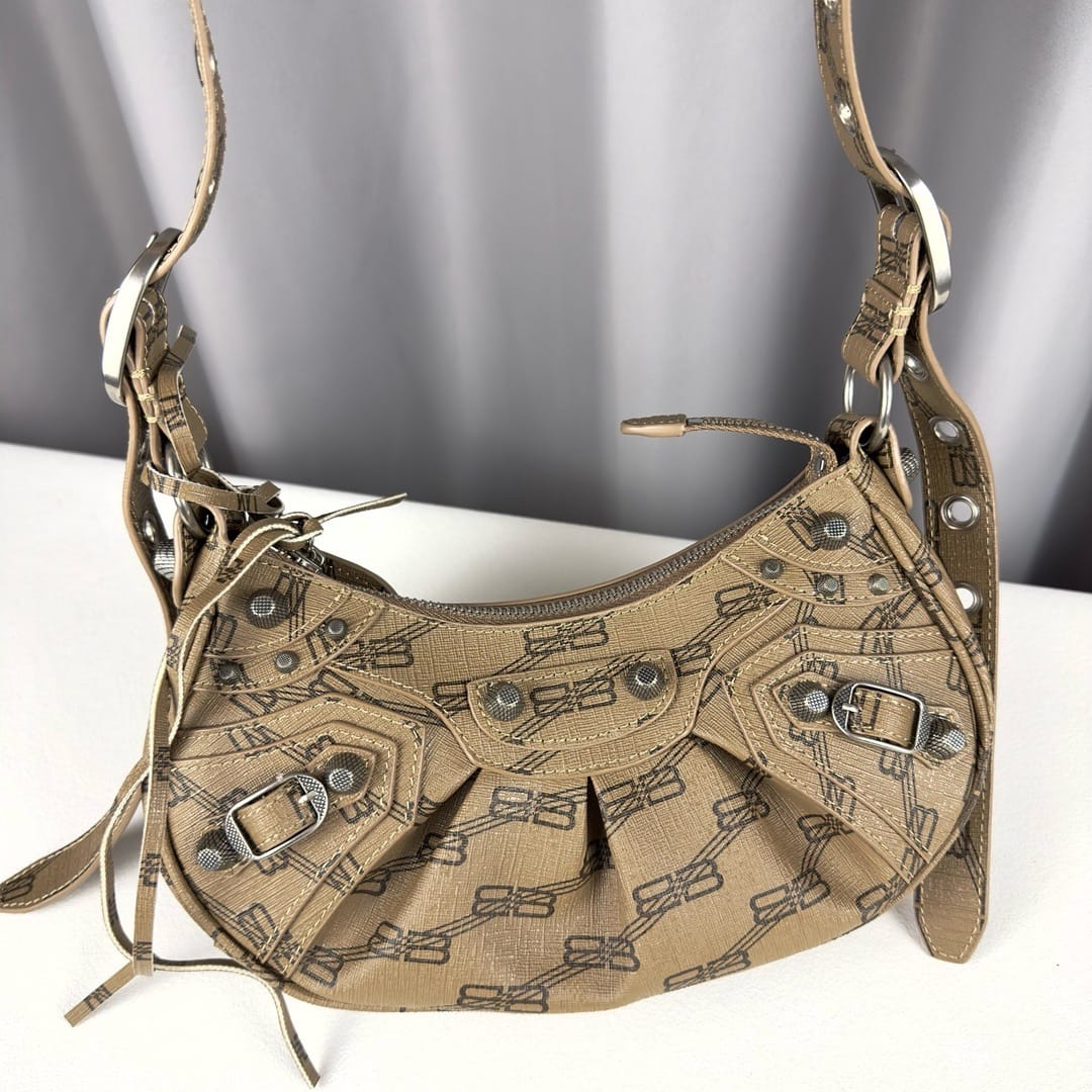 Le Cagole Balenciaga 92718.06