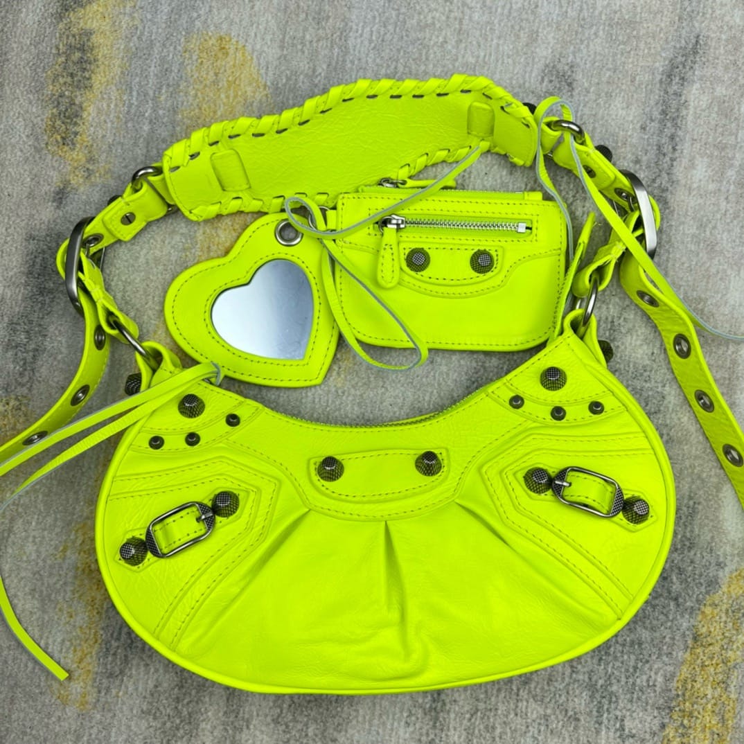 Le Cagole Balenciaga 92718.25