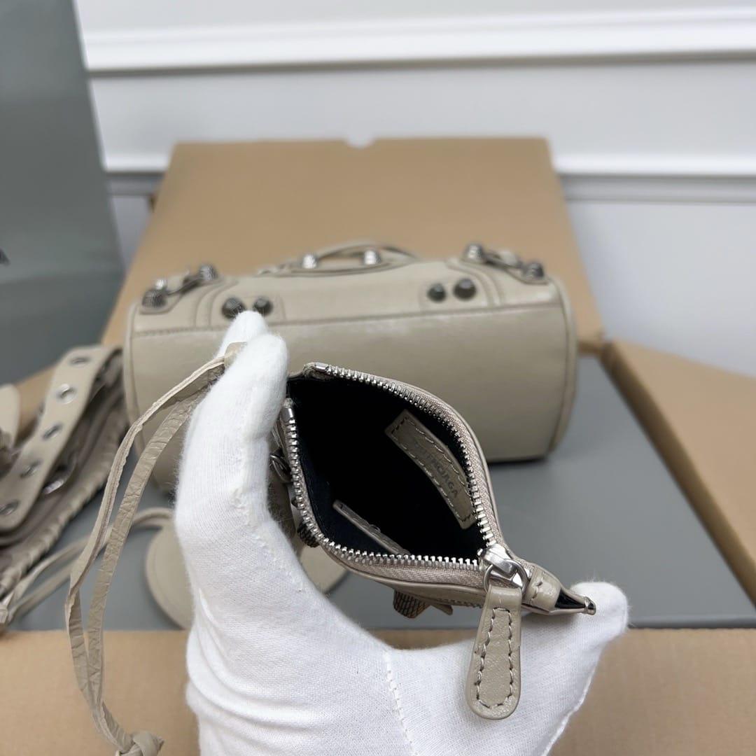 City Bag 20cm Balenciaga 6