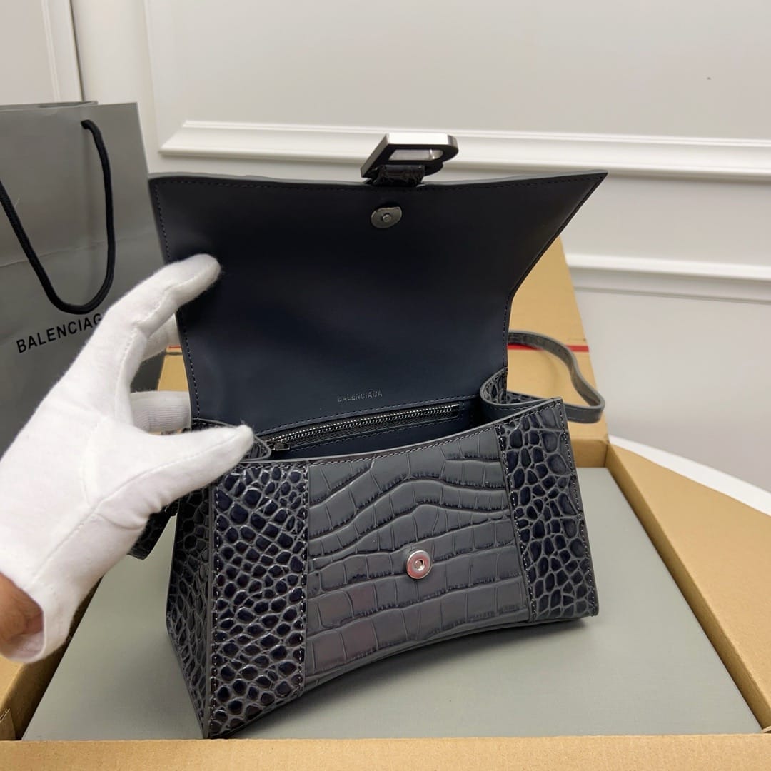 Hourglass 23cm Balenciaga 593546.15