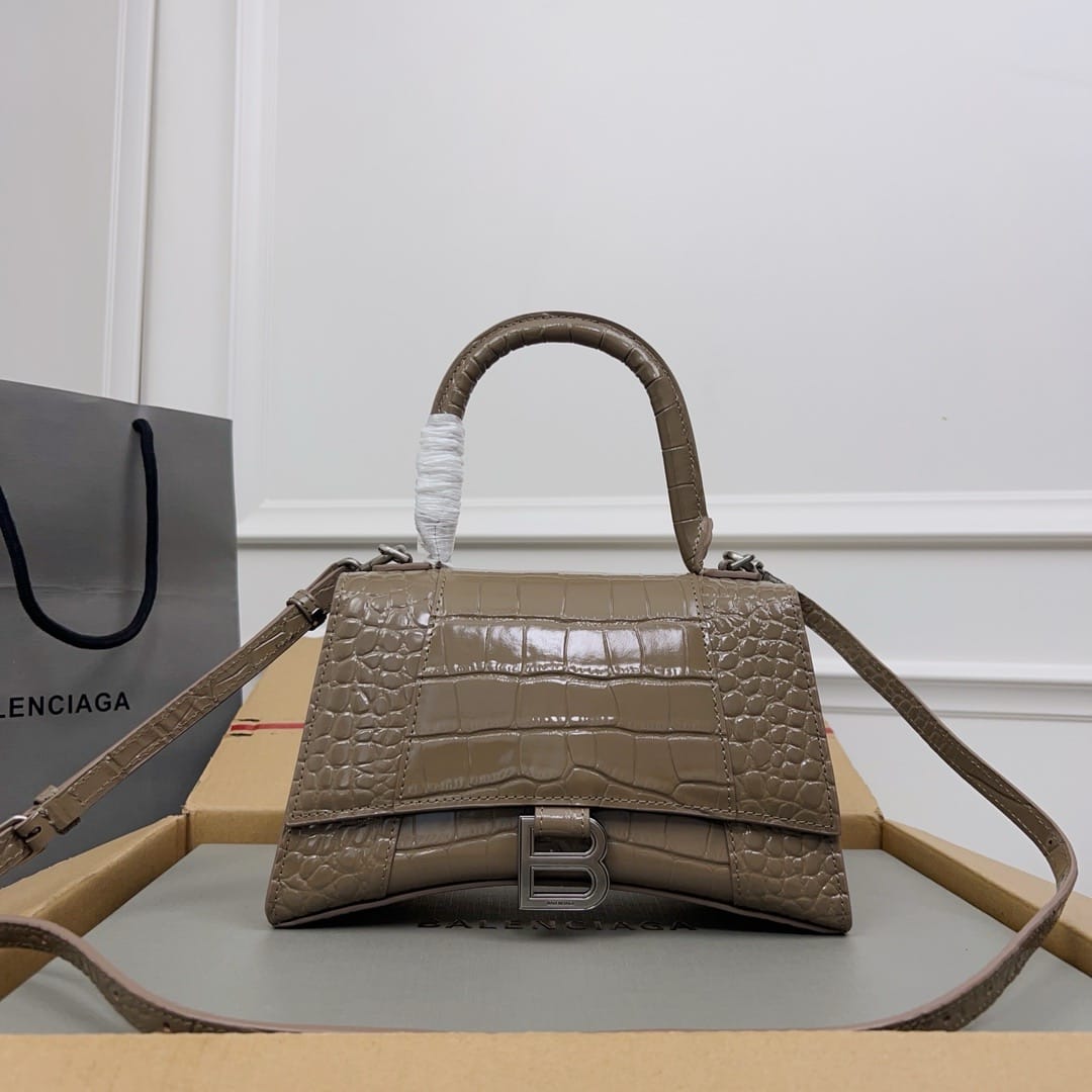 Hourglass 23cm Balenciaga 593546.16