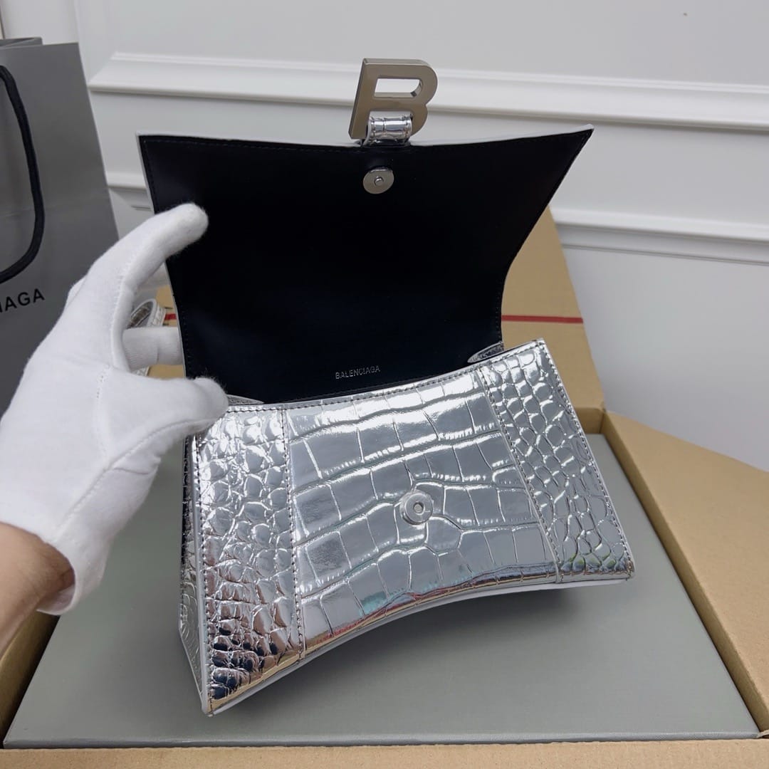 Hourglass 23cm Balenciaga 593546.3A