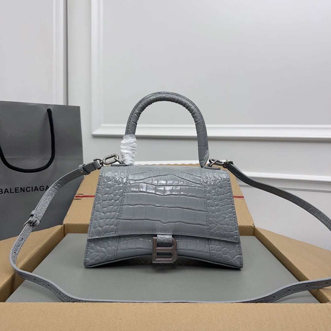 Hourglass 23cm Balenciaga 593546.38