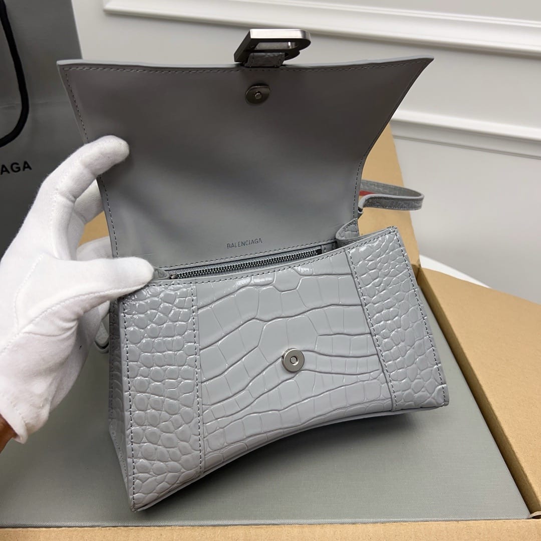 Hourglass 23cm Balenciaga 593546.38