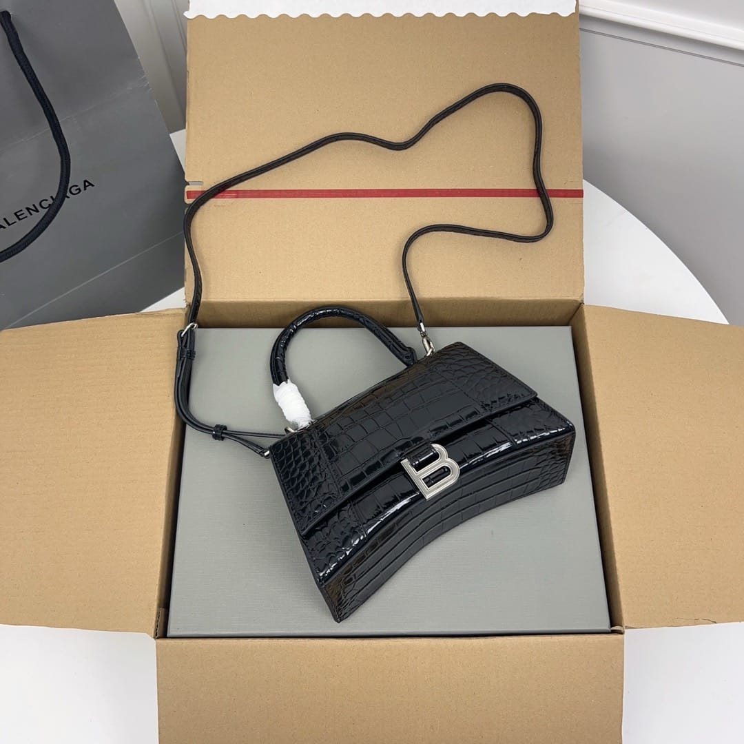 Hourglass 23cm Balenciaga 593546.33