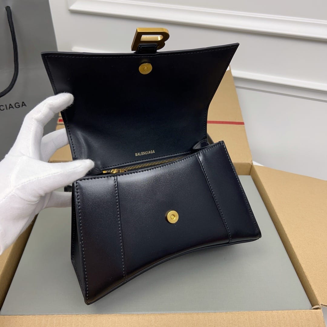 Hourglass 23cm Balenciaga 593546.36