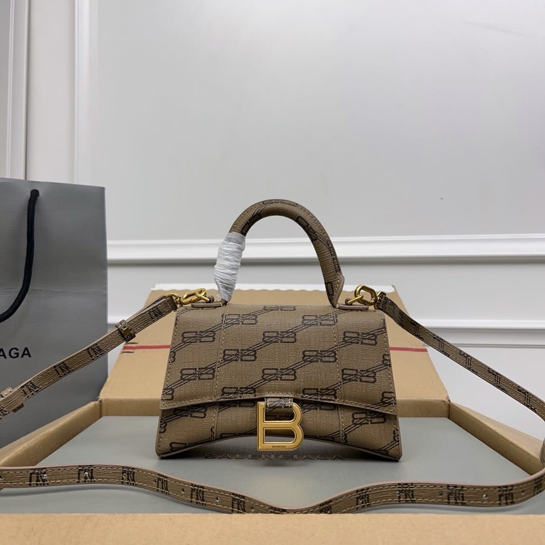 Hourglass 19cm Balenciaga 3