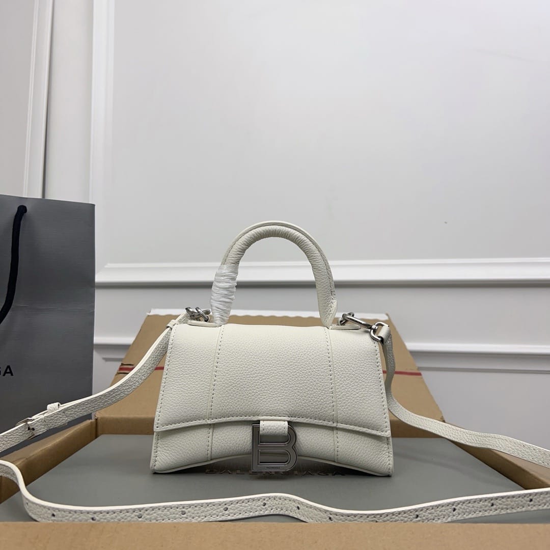 Hourglass 19cm Balenciaga 8