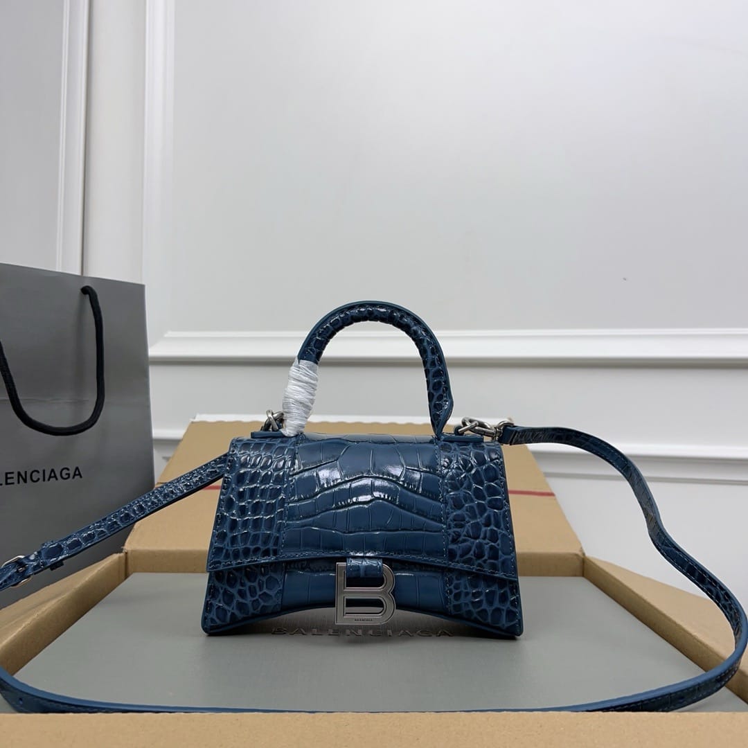Hourglass 19cm Balenciaga 20