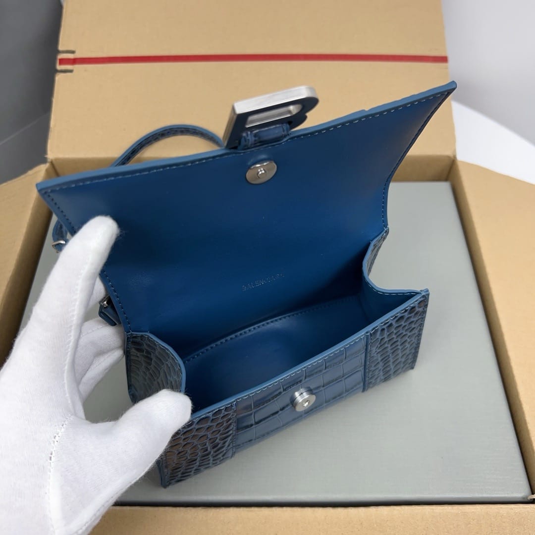 Hourglass 19cm Balenciaga 20