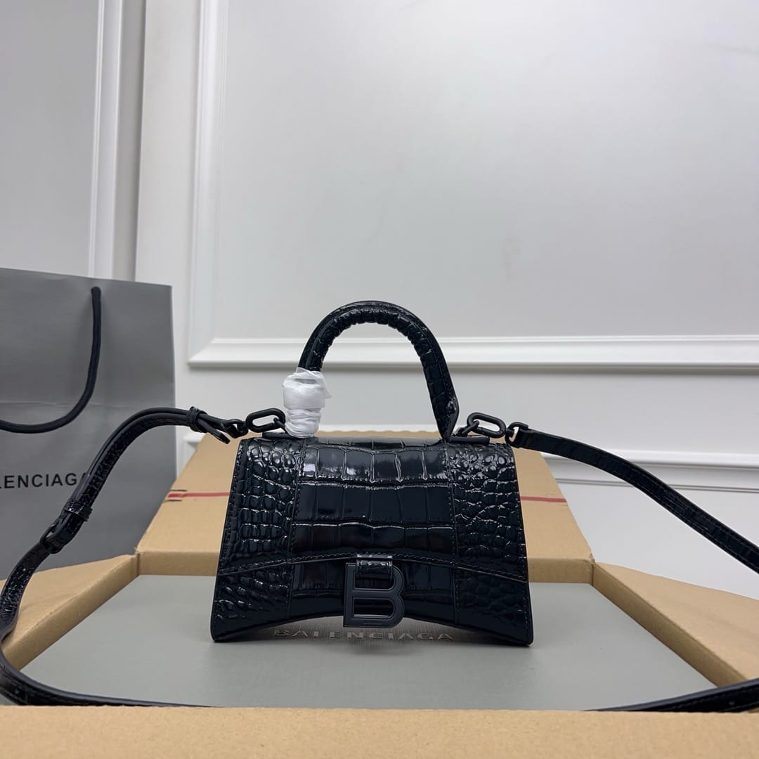 Hourglass 19cm Balenciaga 33