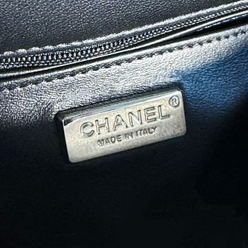 23p 20cm Chanel 2