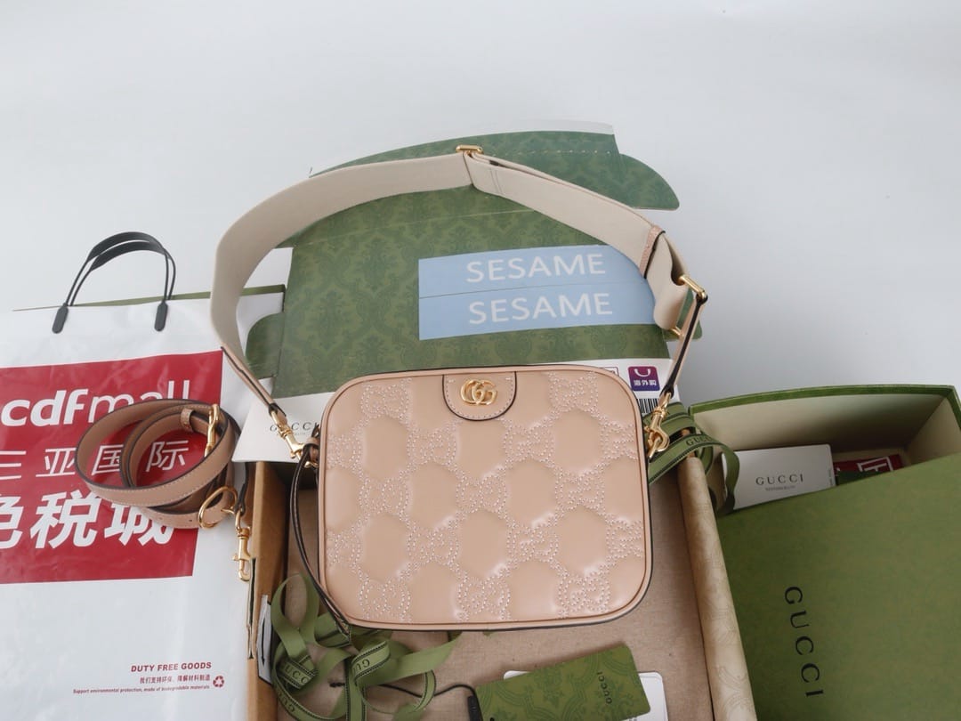 Matelasse Gucci 702234.1