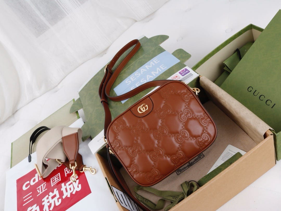 Matelasse Gucci 702234.3