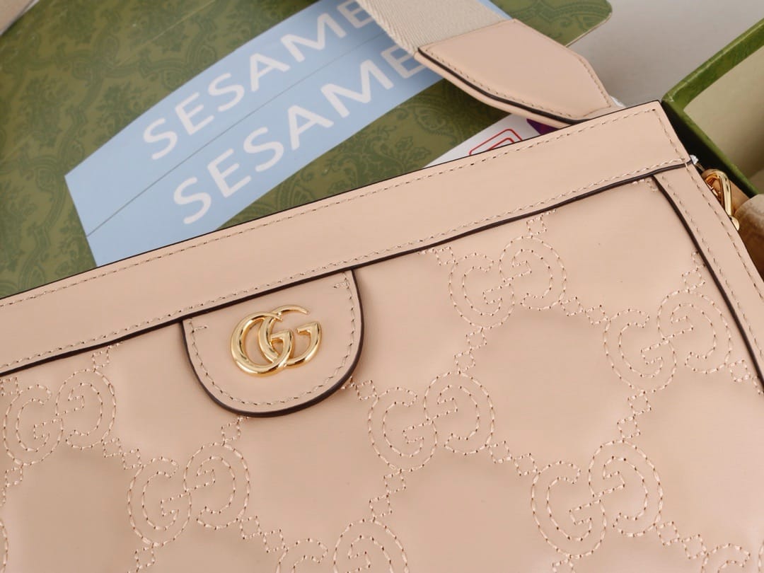 Matelasse Gucci 702200.2