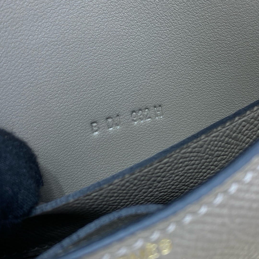 Constance Slim Hermes HConS.38