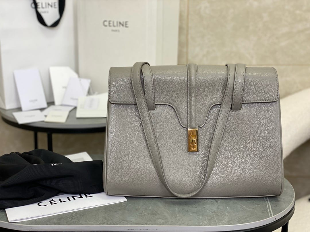 Soft 16 Celine 195543