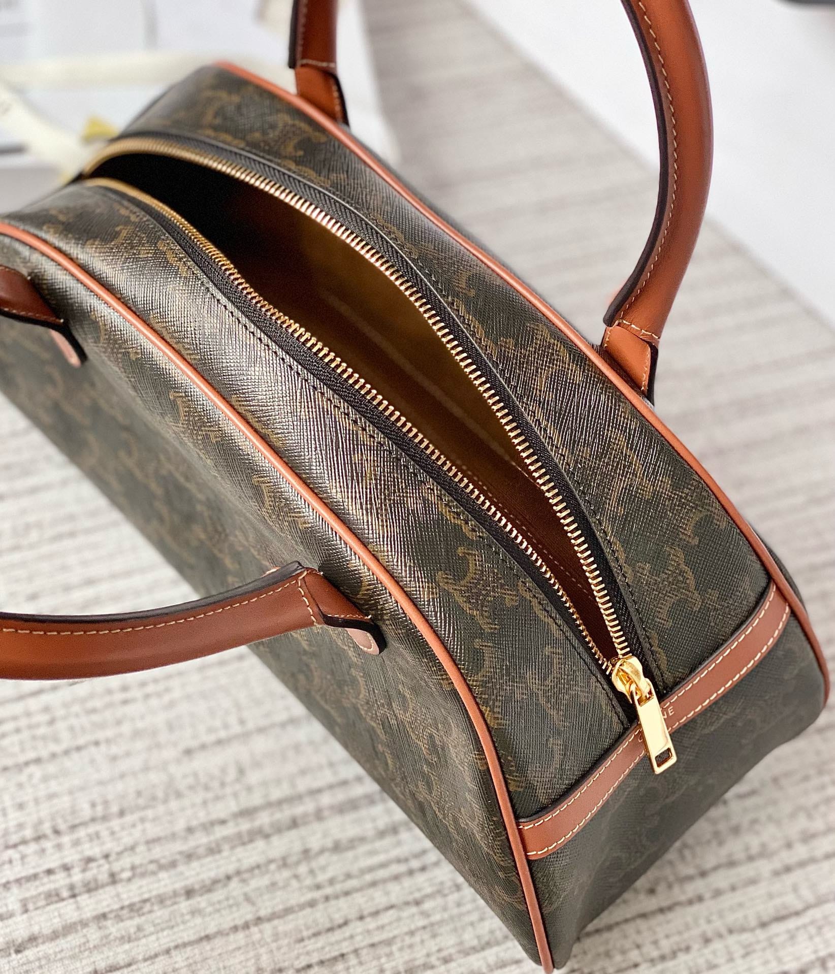 Teckel Celine 197402