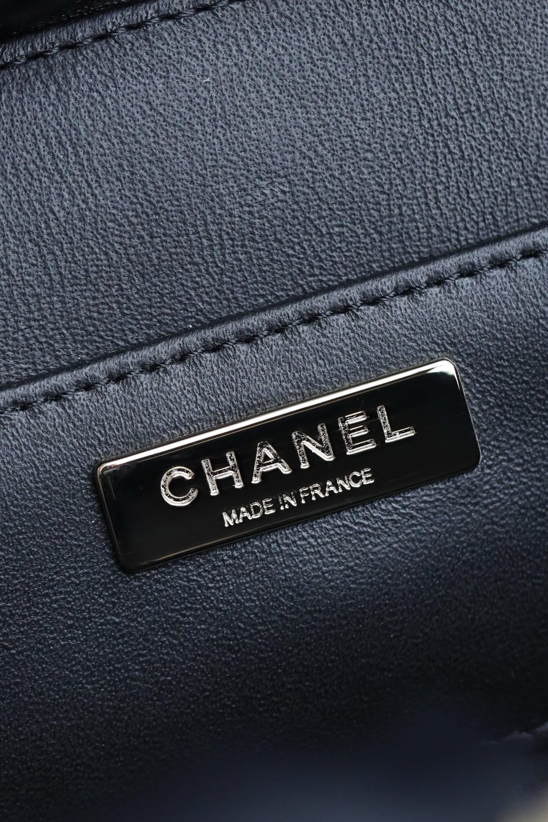 Сумка-камера Chanel AS4817