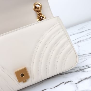 GG Marmont Gucci 443497.14