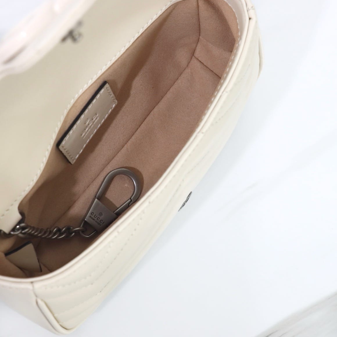 GG Marmont Gucci 699757.2